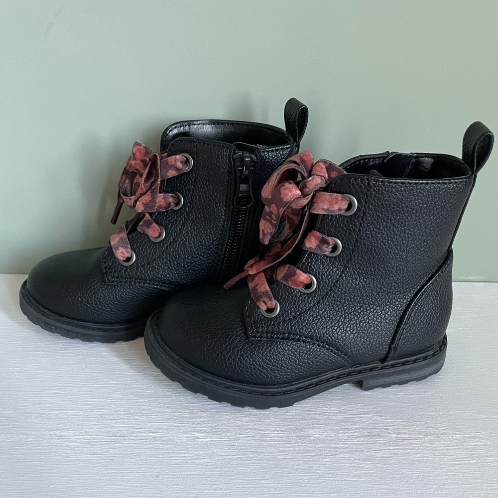 EUC Cat and Jack Size 7 Toddler Girls Black Giovanna Lace-up Zipper Combat Boots